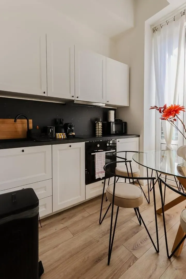 Modern 3Br Duplex Near Nice Port & Old Town | By Airnest