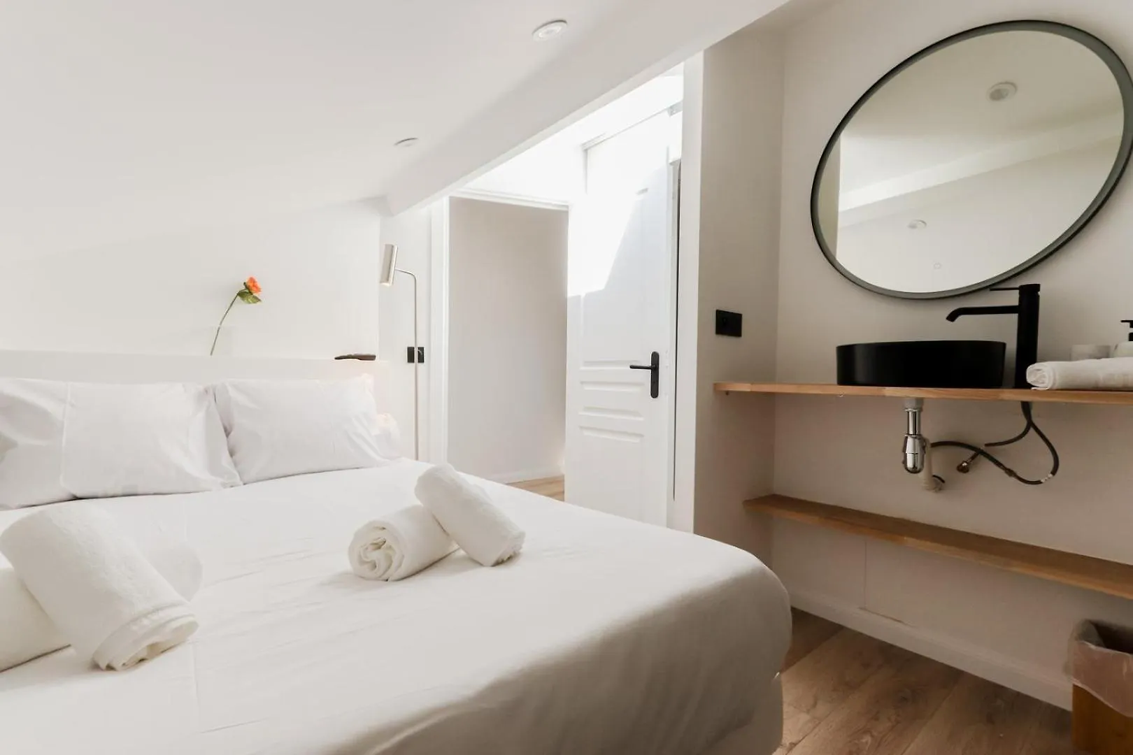 Modern 3Br Duplex Near Nice Port & Old Town | By Airnest France
